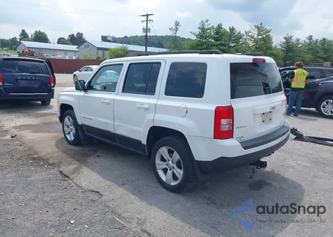 2012 Jeep Patriot Latitude z USA, uszkodzony, nr VIN 1C4NJRFB4CD706059